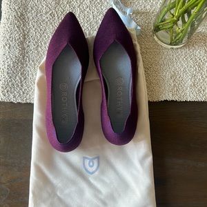 Wore a few times but great condition!